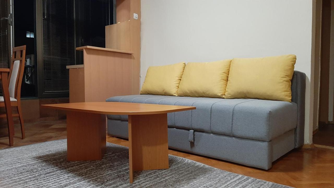 Square Exclusive Apartment 3N Skopje Eksteriør billede